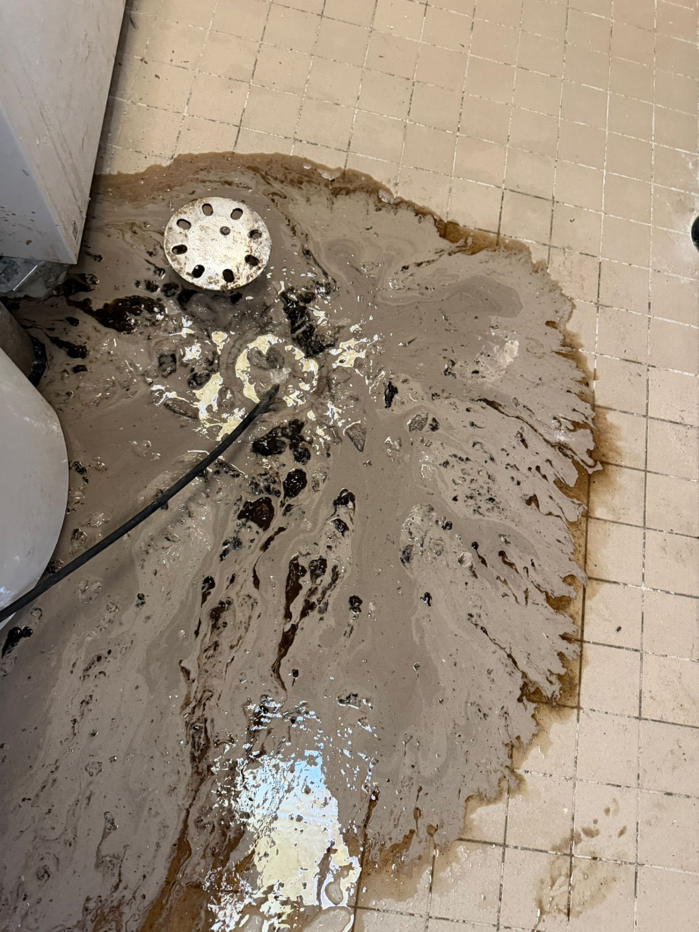 Pompage d'urgence lors d'un débordement d'eaux usées